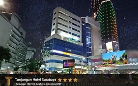 Hotel Tunjungan 4*